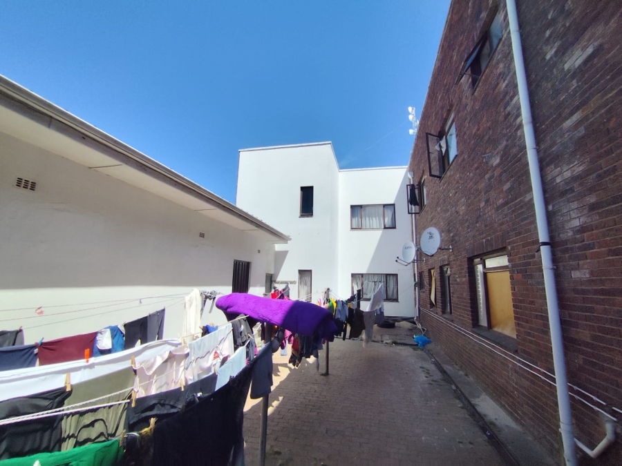 50 Bedroom Property for Sale in Lansdowne Western Cape